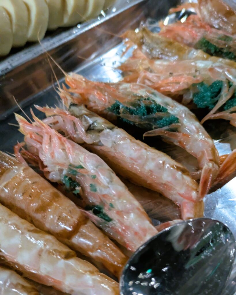 卵付きもさえびの写真