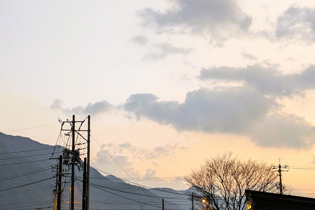 道の駅大社ご縁広場で朝焼けを写した写真